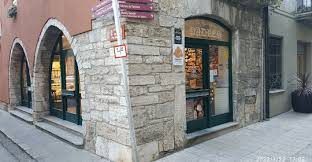 Fleca Pastisseria Padrés (barri vell)